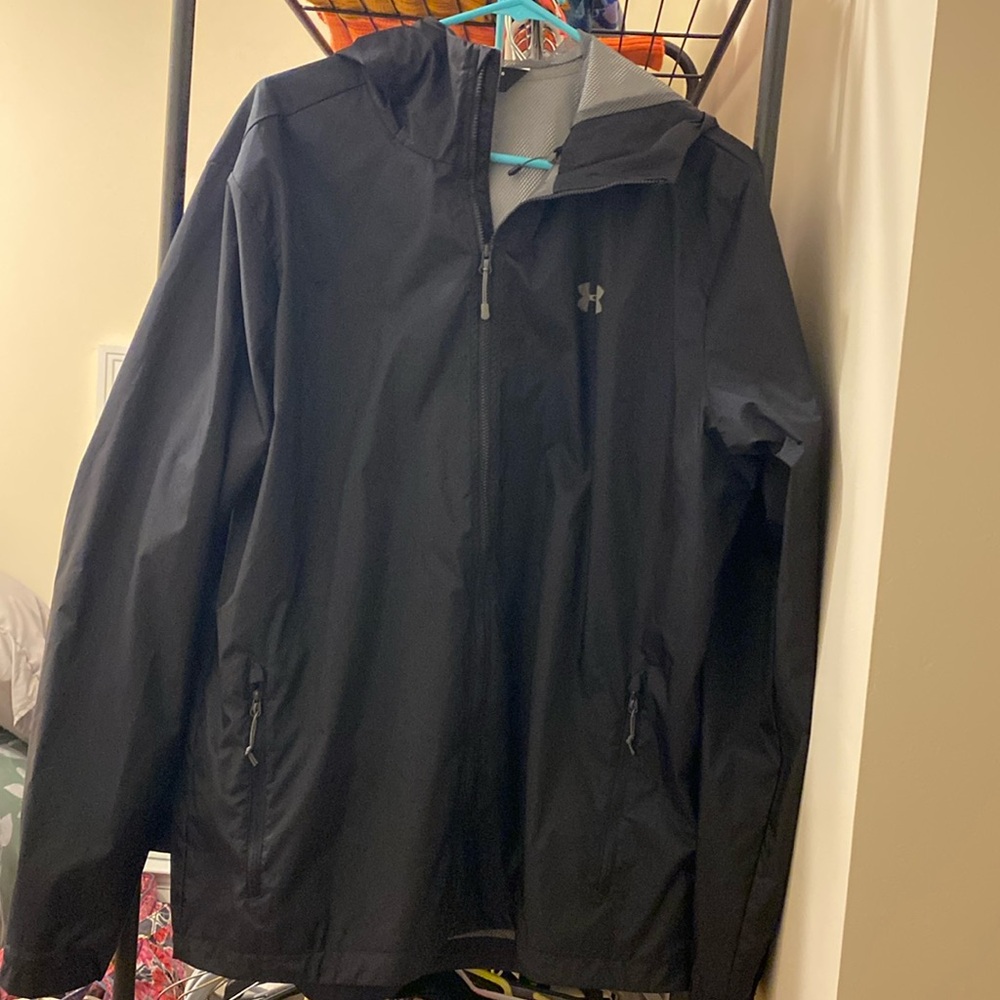Men’s Large Underarmor Rain Jacket